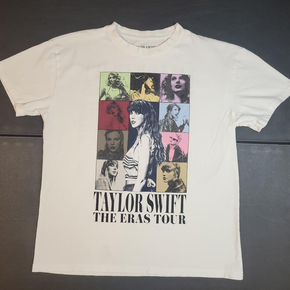 Taylor Swift The Eras Tour (Women's Medium) 100% Cotton White Graphic Tee